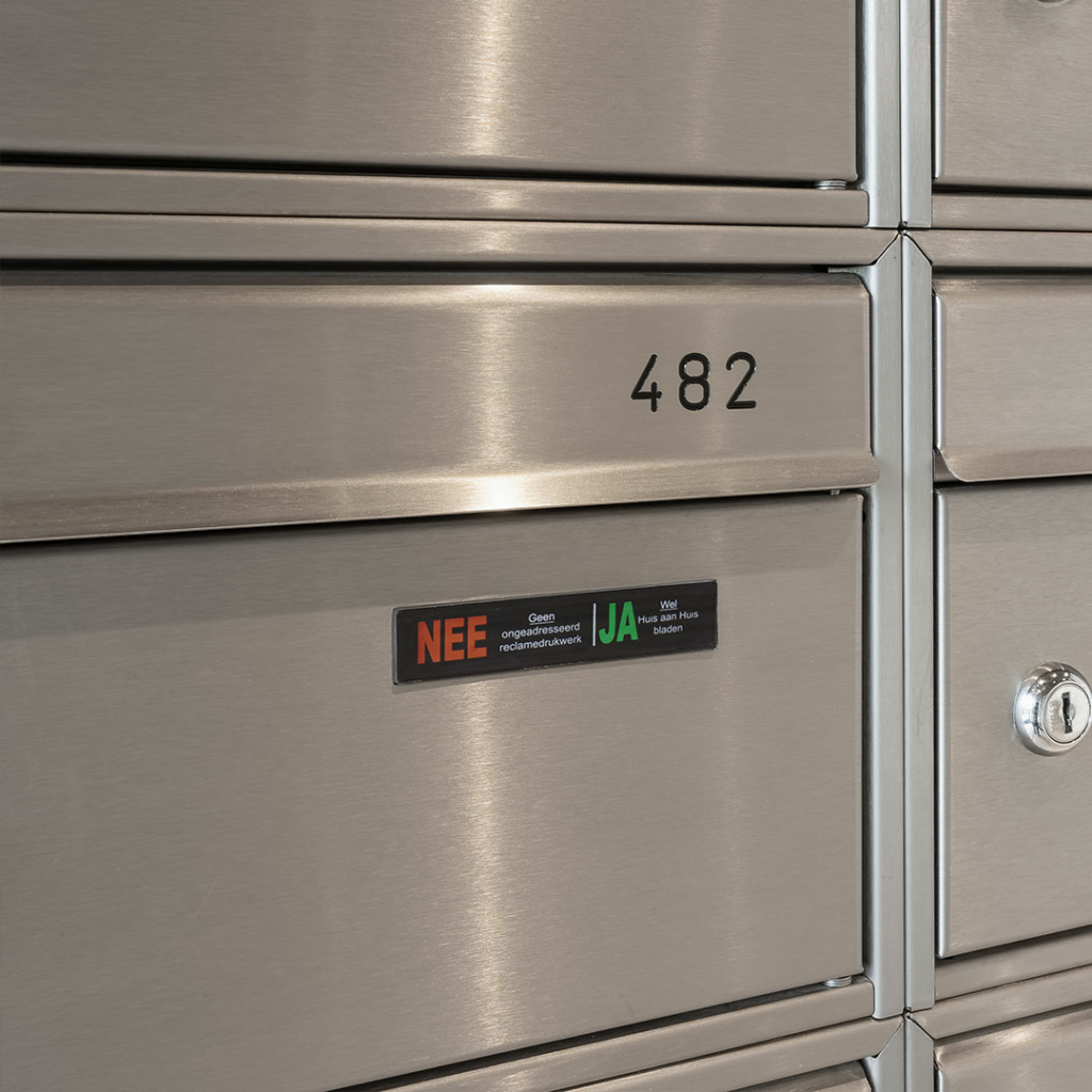 wandkast-oostwoud-postkast